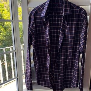 UNTUCKit Men's Plaid Shirt - Navy and Red